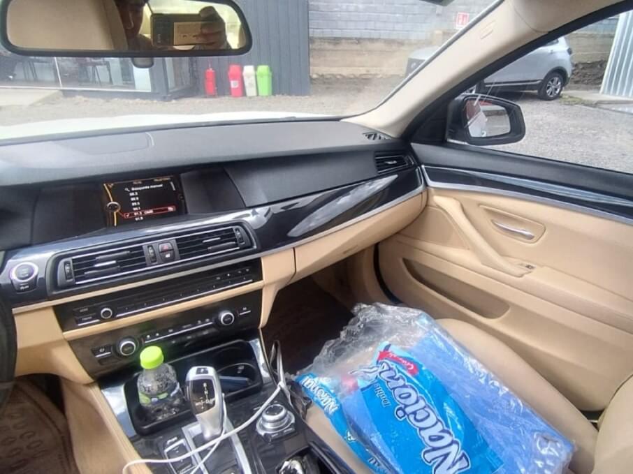 BMW 520 2013 94.600 Kms.