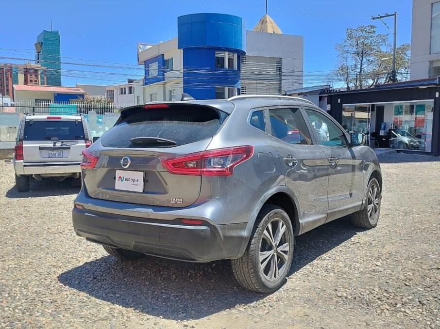 NISSAN QASHQAI 2019 73.000 Kms.