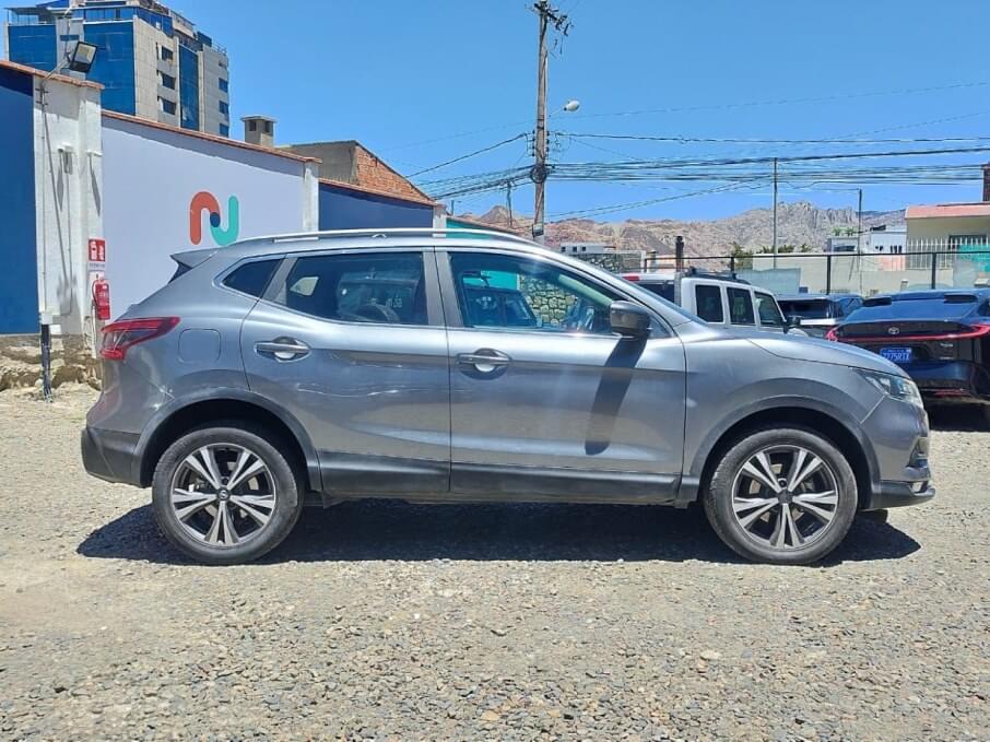 NISSAN QASHQAI 2019 73.000 Kms.