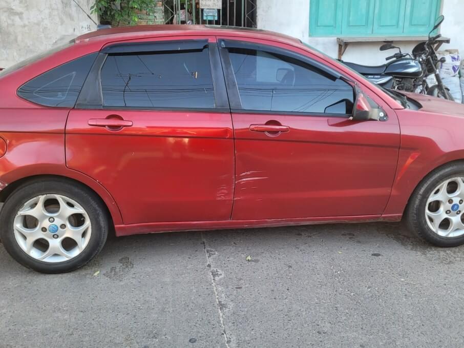 FORD FOCUS 2011 966.000 Kms.