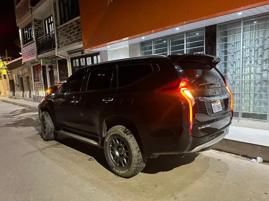 MITSUBISHI MONTERO SPORT 2017 87.000 Kms.