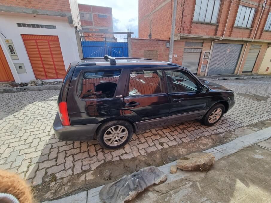 SUBARU FORESTER 2008 148.000 Kms.