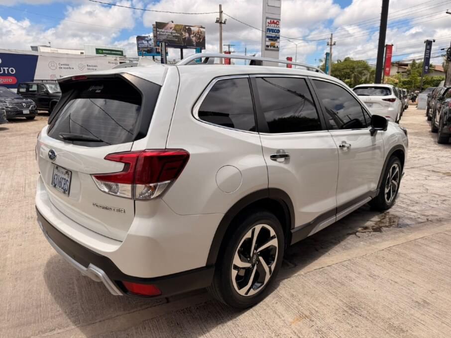 SUBARU FORESTER 2023 53.297 Kms.