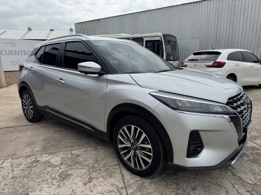 NISSAN KICKS 2024 36.300 Kms.