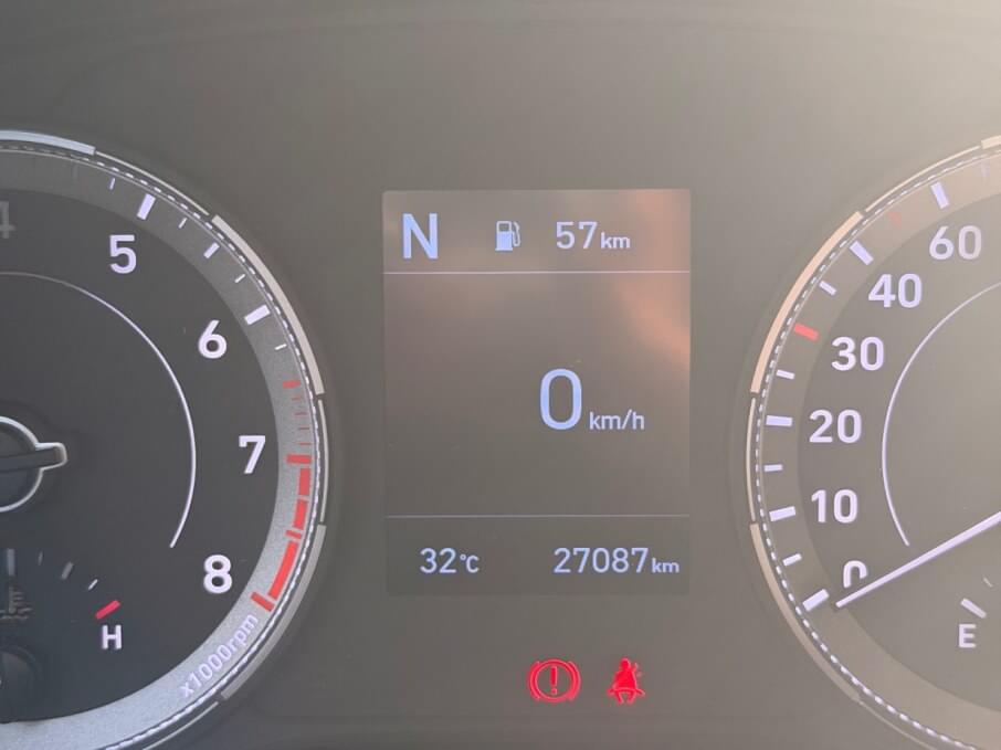 HYUNDAI VENUE 2023 27.087 Kms.