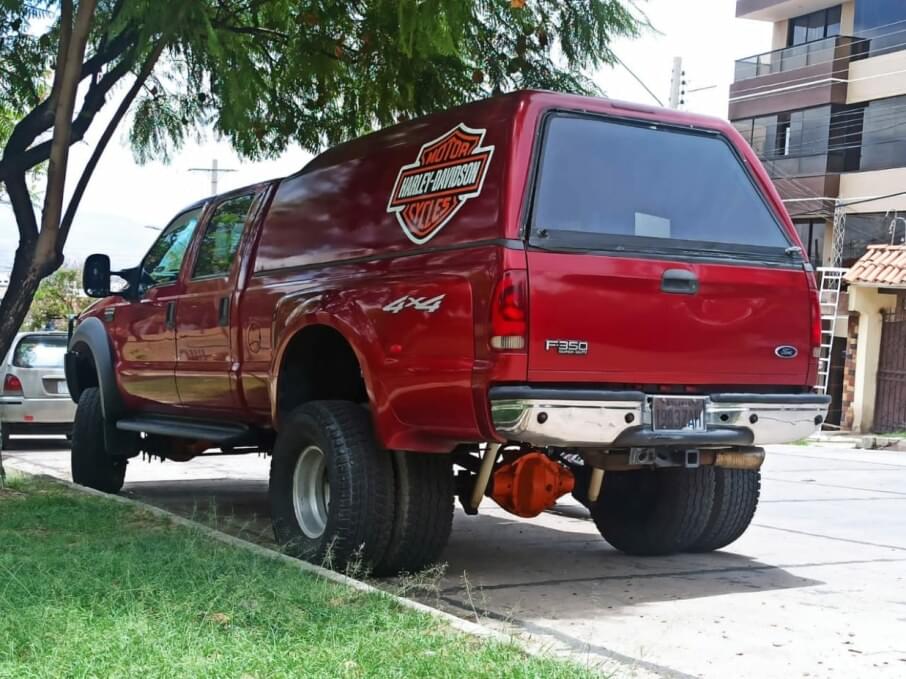 FORD E350 2001 165.000 Kms.