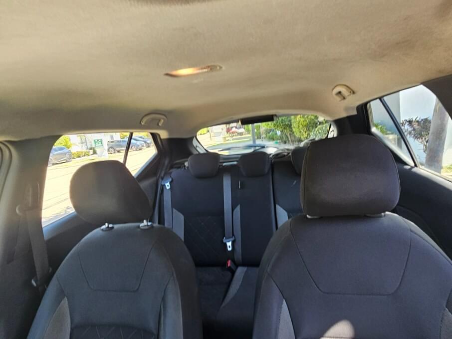 NISSAN KICKS 2021 72.000 Kms.