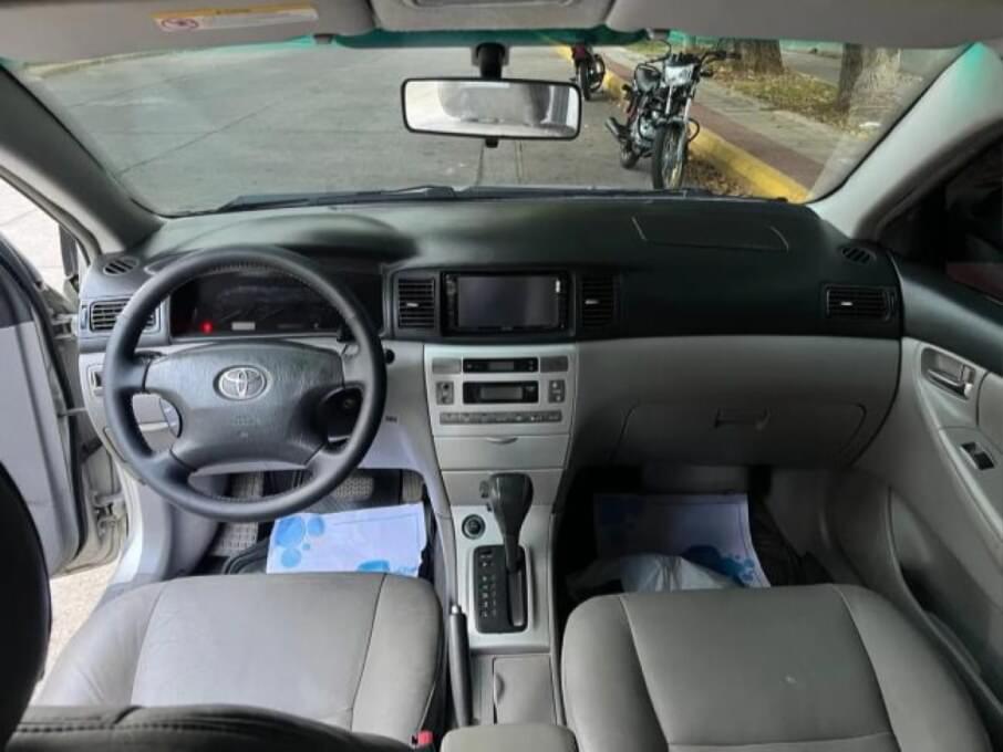 TOYOTA COROLLA 2006 99.000 Kms.