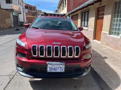 JEEP CHEROKEE 2014 105.000 Kms.