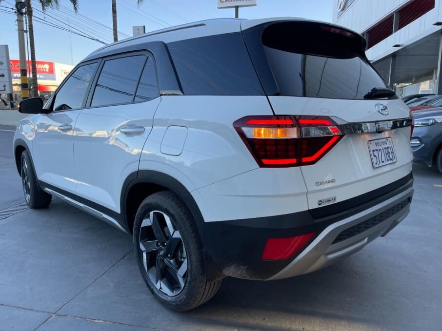 HYUNDAI CRETA 2022 10.000 Kms.