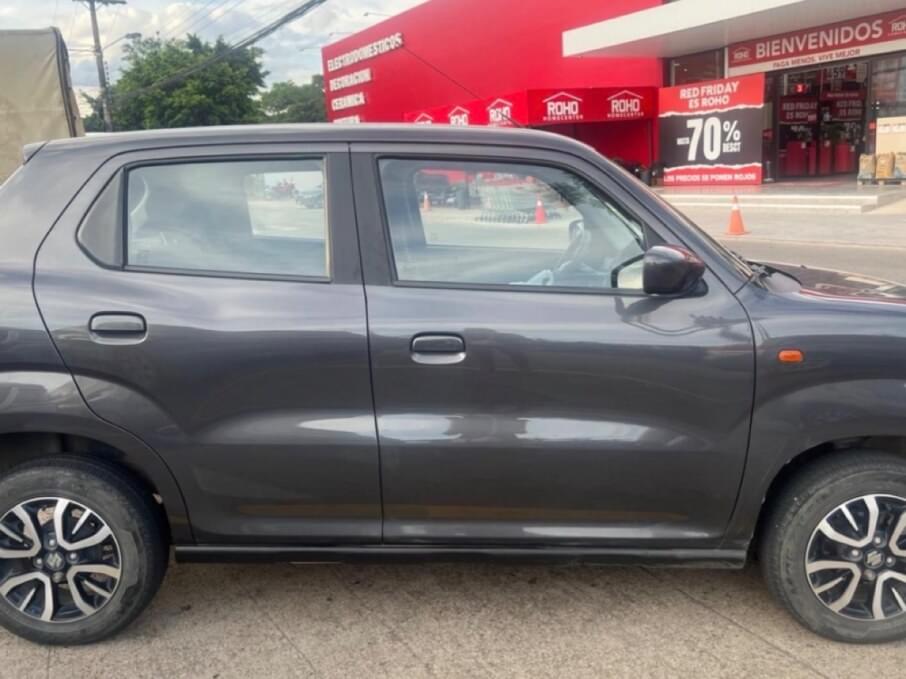 SUZUKI S-PRESSO 2023 22.700 Kms.