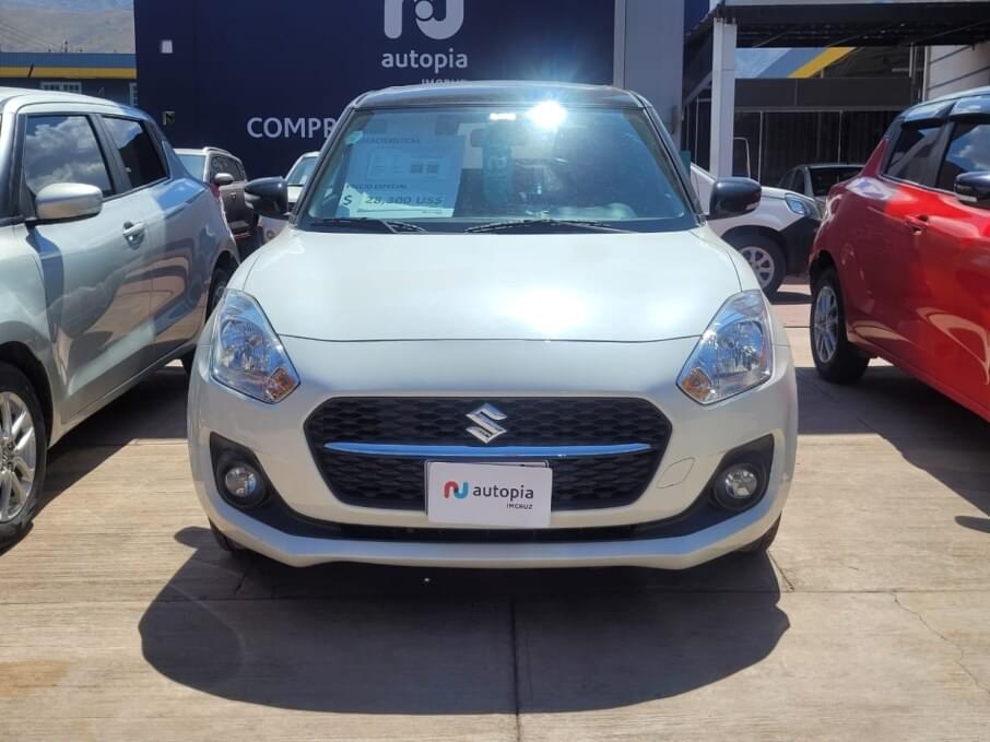 SUZUKI SWIFT 2024 51.760 Kms.