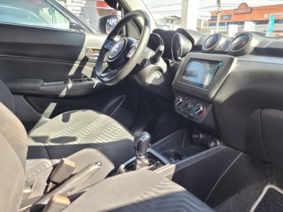 SUZUKI SWIFT 2022 4 Kms.