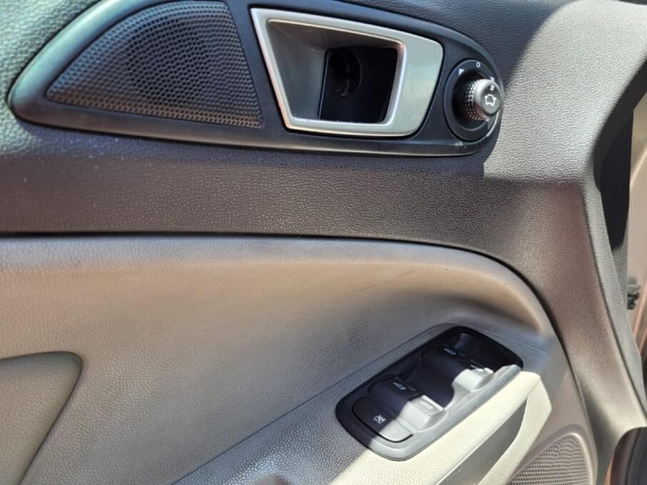 FORD ECOSPORT 2017 102.200 Kms.