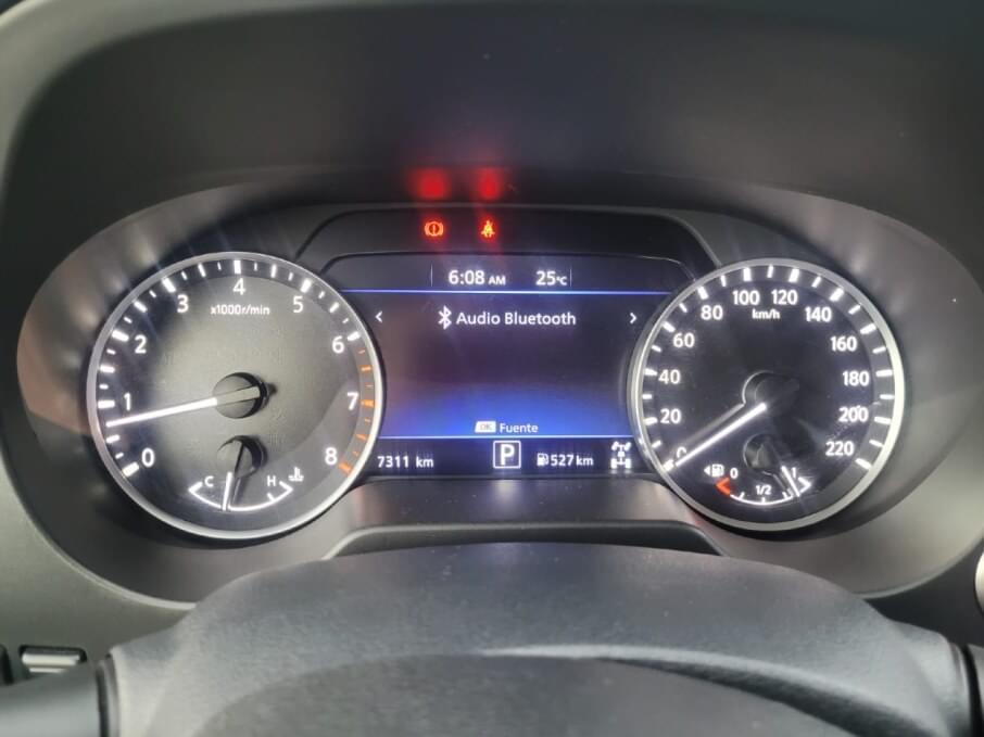 NISSAN FRONTIER 2024 7.400 Kms.