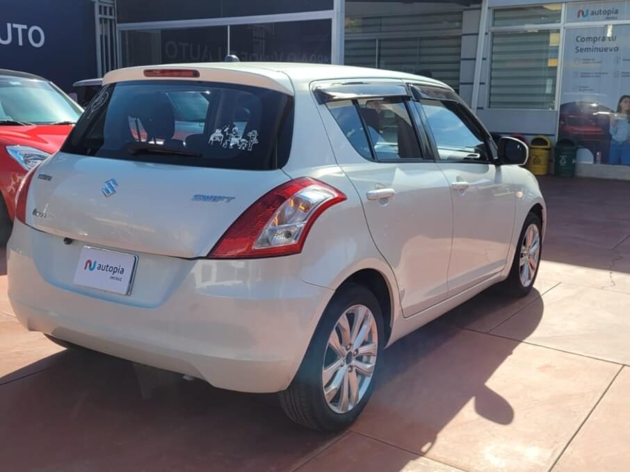 SUZUKI SWIFT 2017 62.625 Kms.