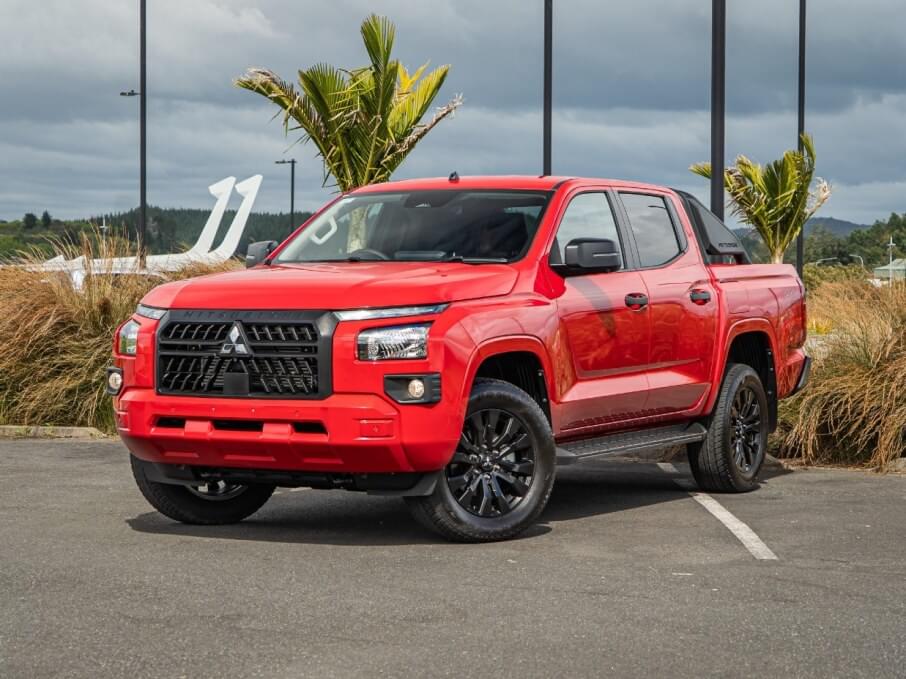 MITSUBISHI TRITON 2026 121 Kms.