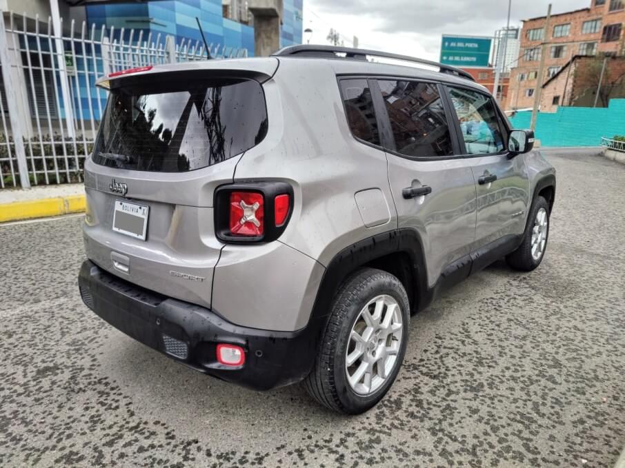 JEEP RENEGADE SPORT 4X2 2022 30.000 Kms.
