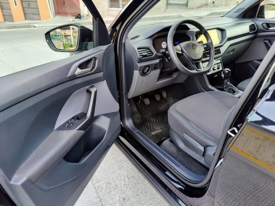 VOLKSWAGEN T-CROSS 2022 36.000 Kms.