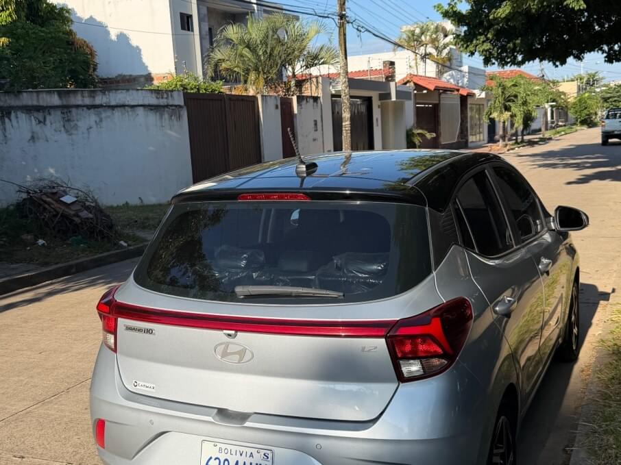 HYUNDAI GRAND I-10 2025 20.000 Kms.