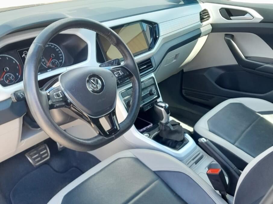 VOLKSWAGEN T-CROSS 2021 55.800 Kms.