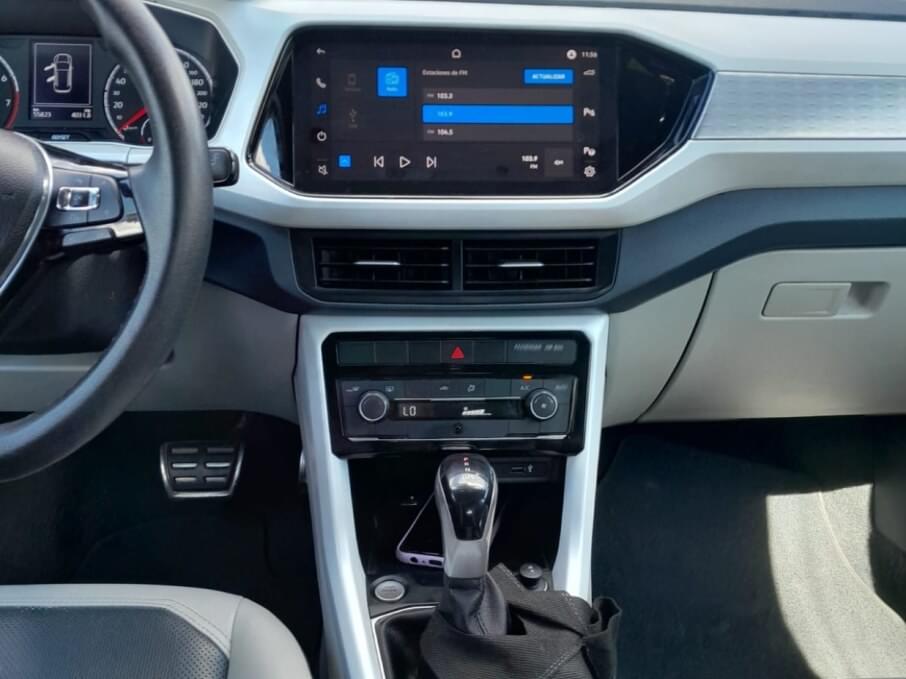 VOLKSWAGEN T-CROSS 2021 55.800 Kms.