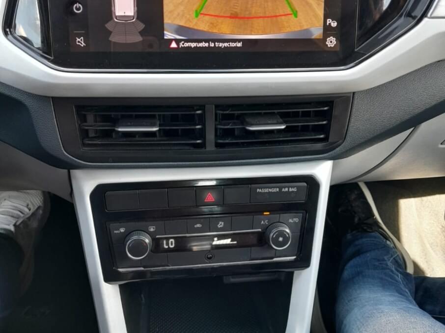 VOLKSWAGEN T-CROSS 2021 55.800 Kms.