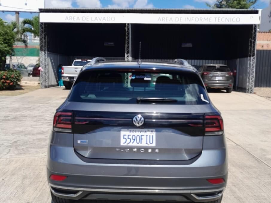 VOLKSWAGEN T-CROSS 2021 55.800 Kms.