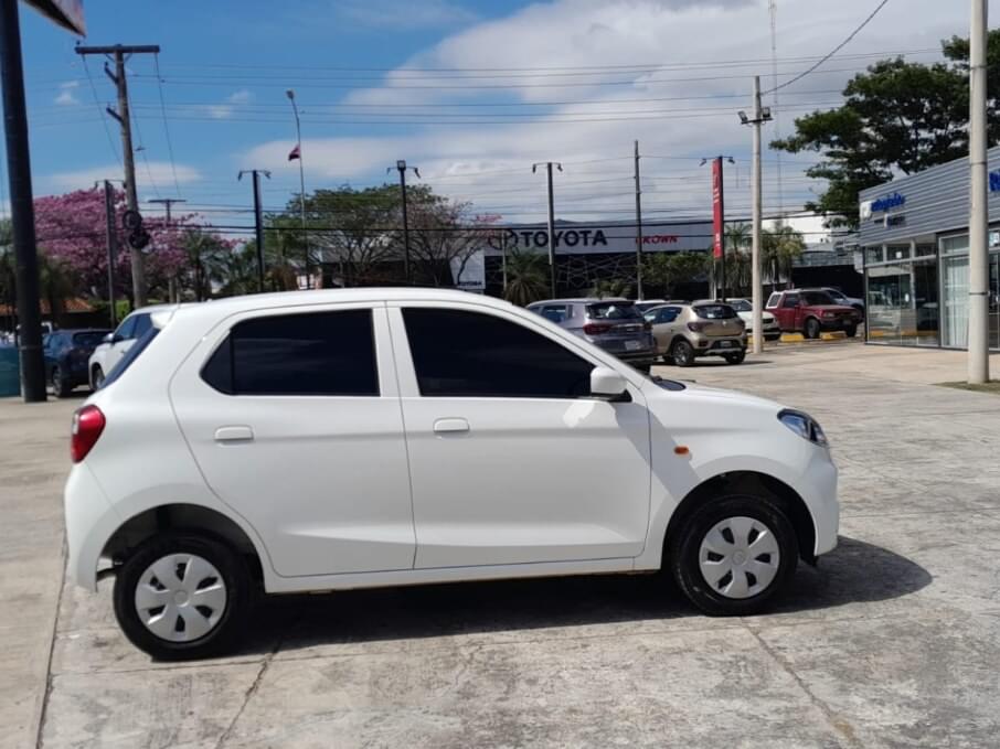 SUZUKI ALTO 2025 8.300 Kms.