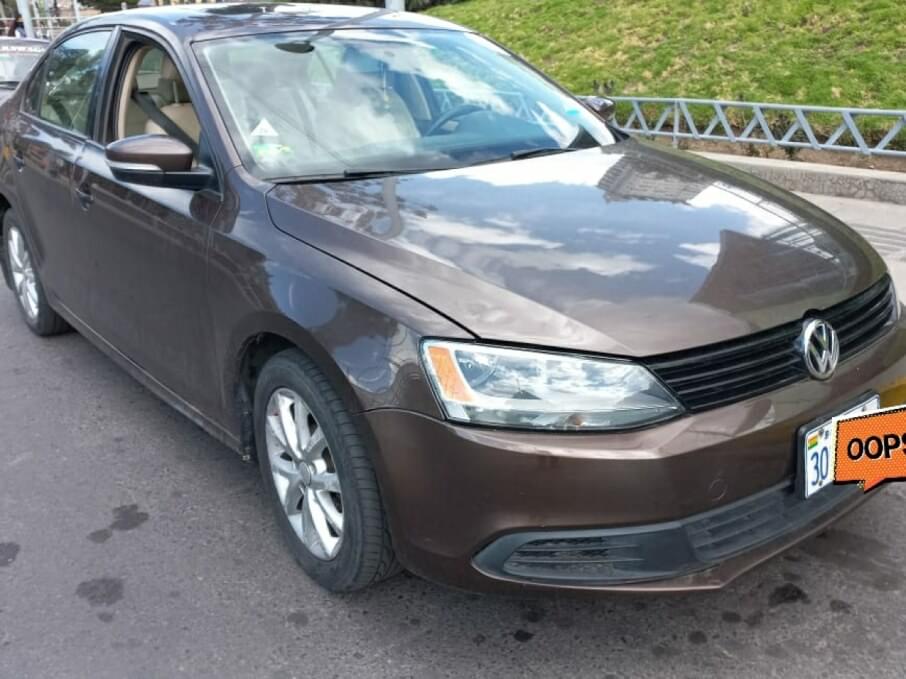 VOLKSWAGEN JETTA 2011 55.000 Kms.