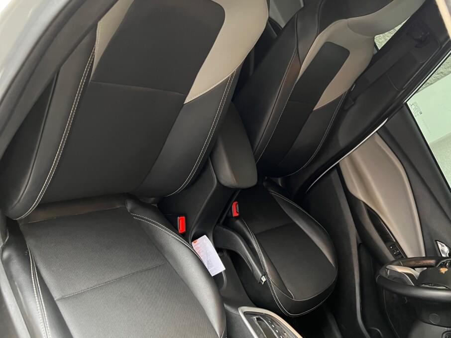 CHEVROLET ONIX 2023 34.000 Kms.