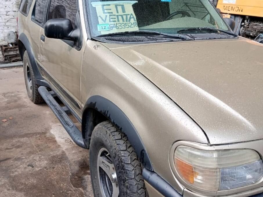 FORD EXPLORER 2000 5.771 Kms.