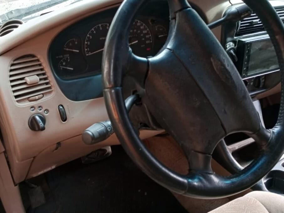 FORD EXPLORER 2000 5.771 Kms.