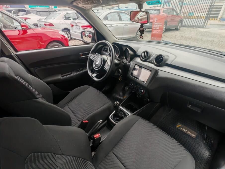SUZUKI SWIFT 2021 80.000 Kms.