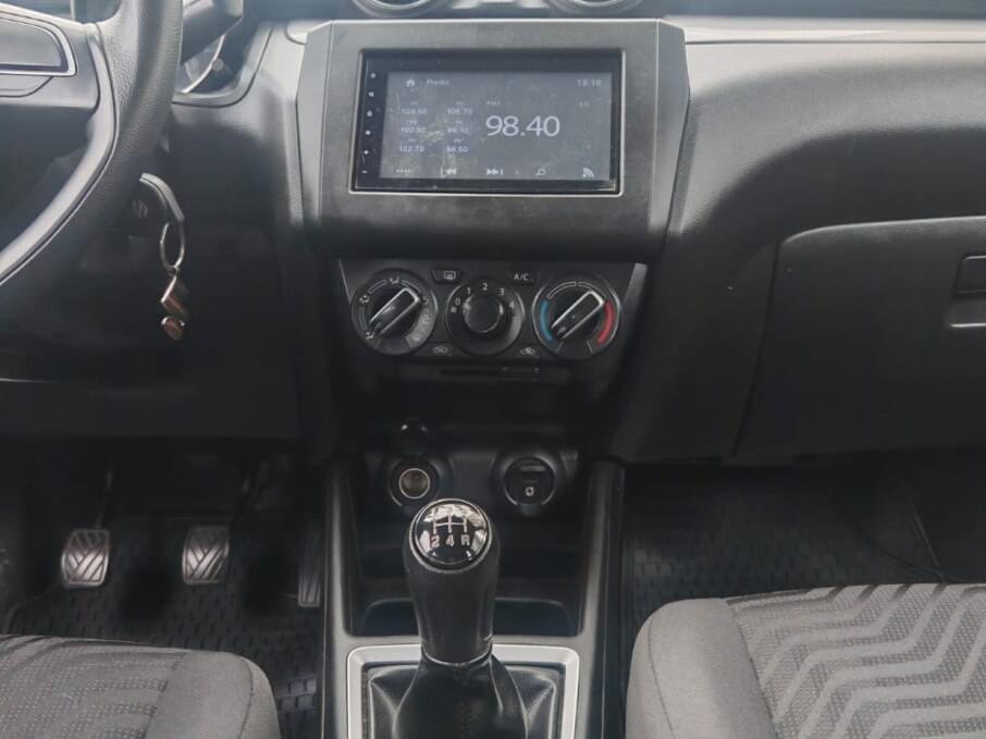 SUZUKI SWIFT 2021 80.000 Kms.