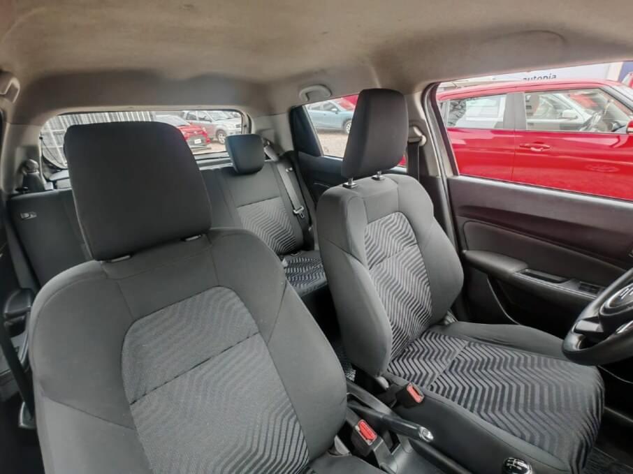 SUZUKI SWIFT 2021 80.000 Kms.