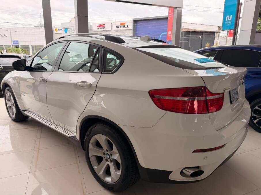 BMW X6 2011 129.174 Kms.
