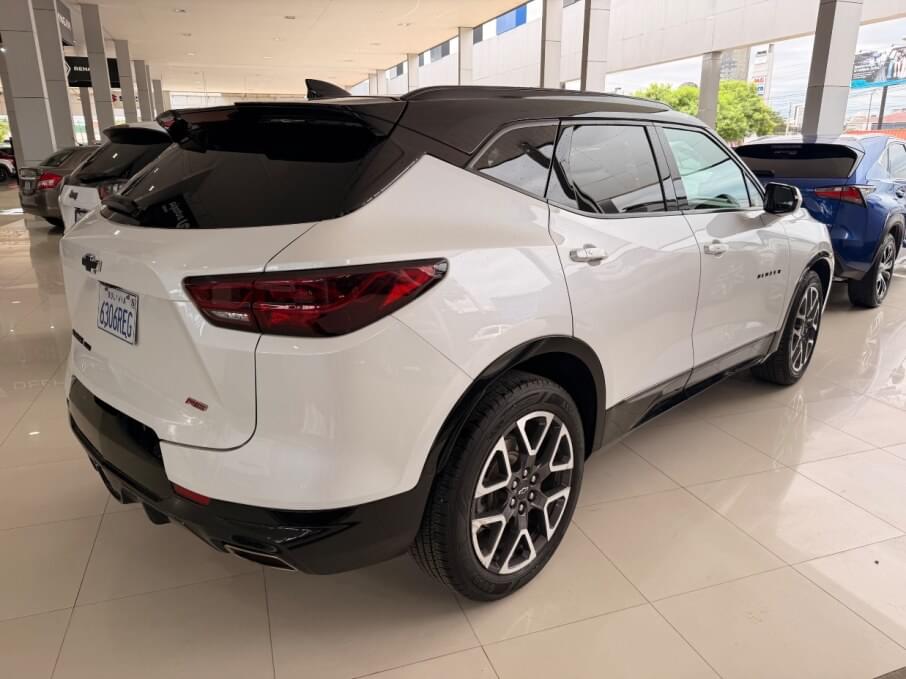 CHEVROLET BLAZER 2023 59.073 Kms.