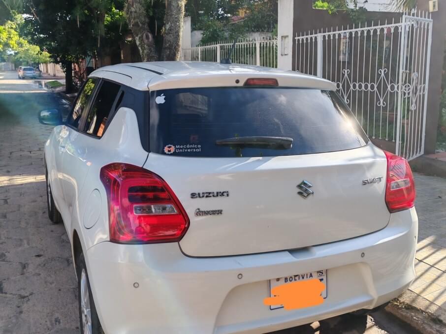 SUZUKI SWIFT 2022 61.000 Kms.