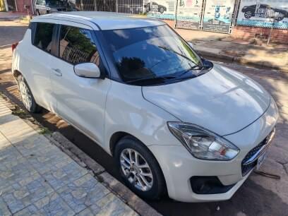 SUZUKI SWIFT 2022 61.000 Kms.