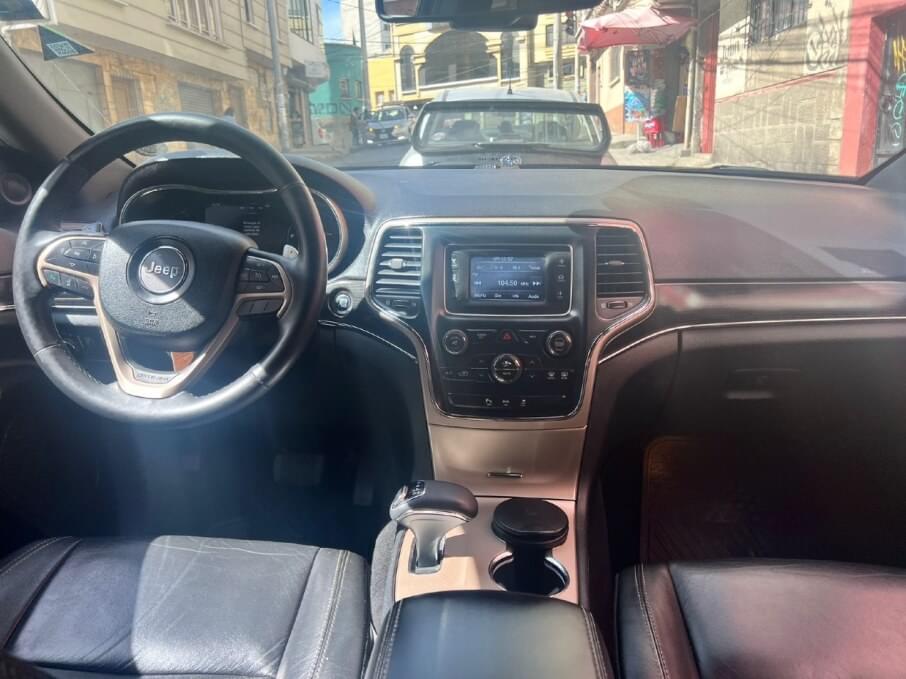 JEEP GRAND CHEROKEE 2014 119.000 Kms.