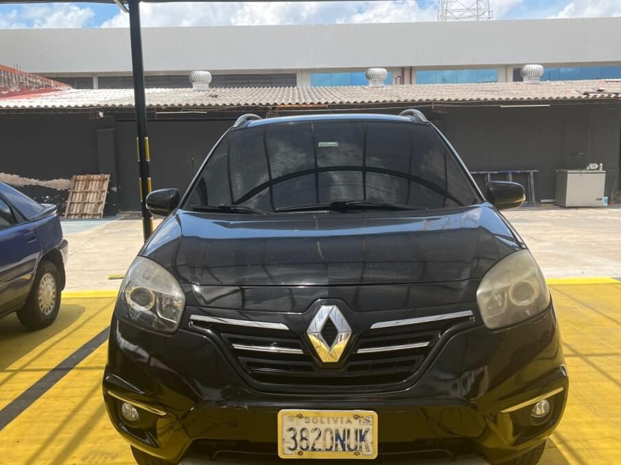 RENAULT KOLEOS 2015 110.000 Kms.