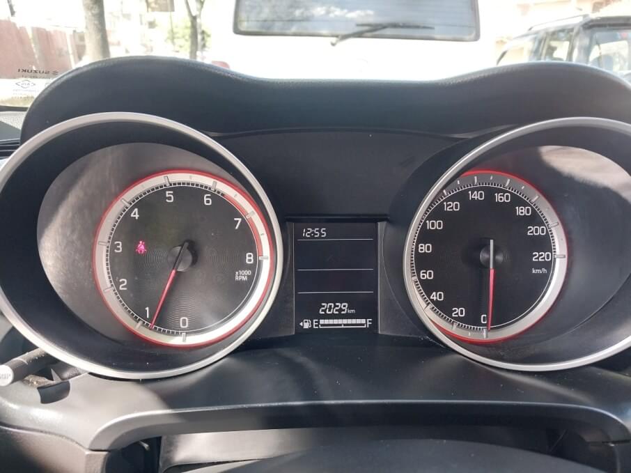 SUZUKI SWIFT 2025 2.000 Kms.