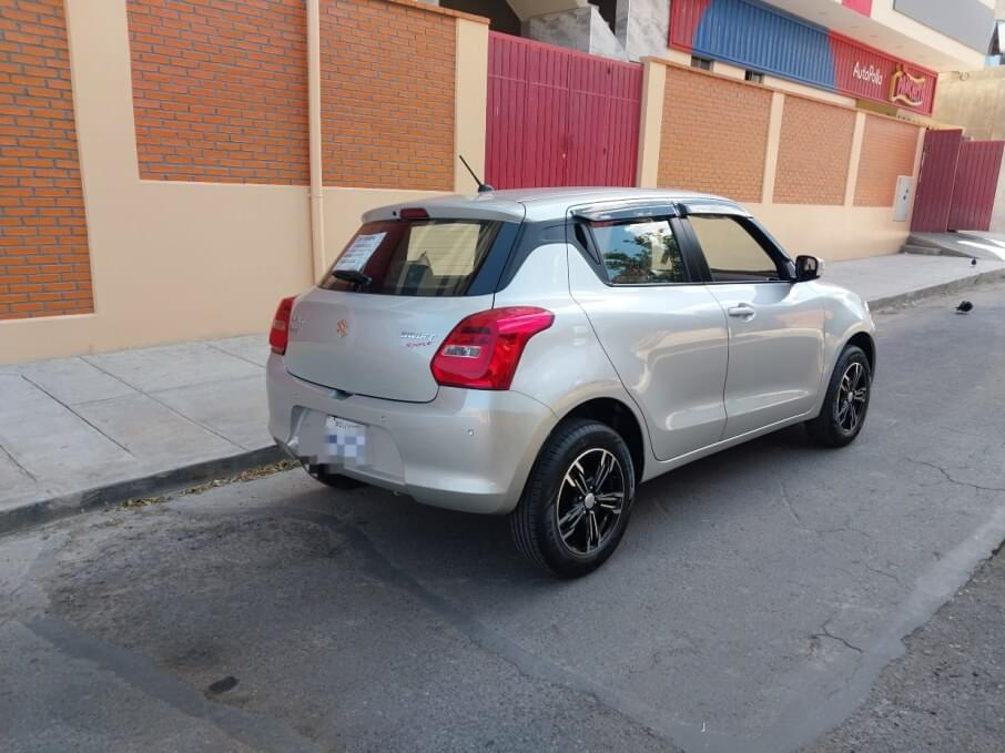 SUZUKI SWIFT 2025 2.000 Kms.