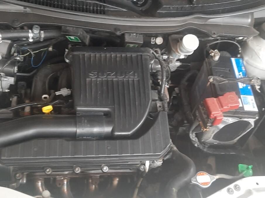 SUZUKI SWIFT 2017 111.458 Kms.