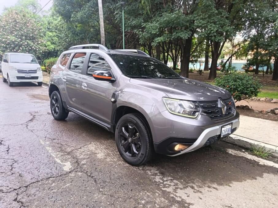 RENAULT DUSTER 2023 53.000 Kms.
