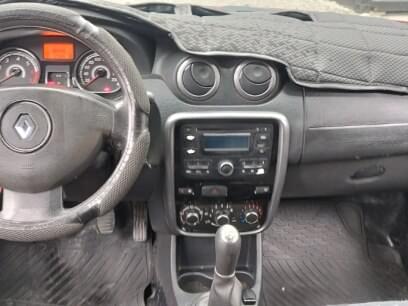 RENAULT SANDERO 2014 106.913 Kms.