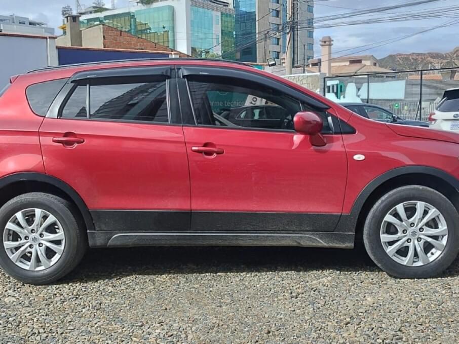 SUZUKI S-CROSS 2017 80.000 Kms.