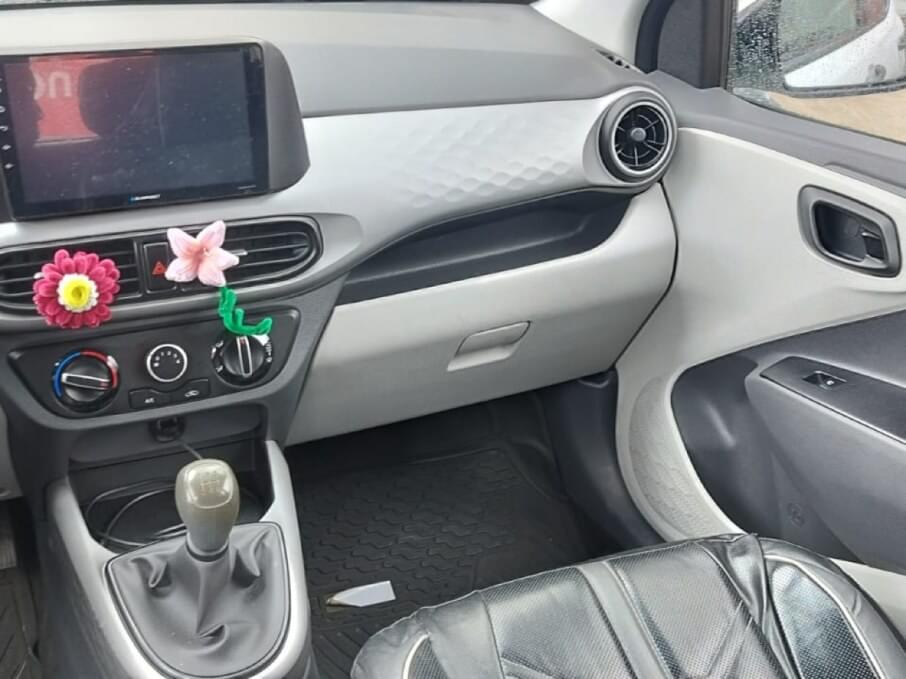 HYUNDAI GRAND I-10 2021 26.735 Kms.