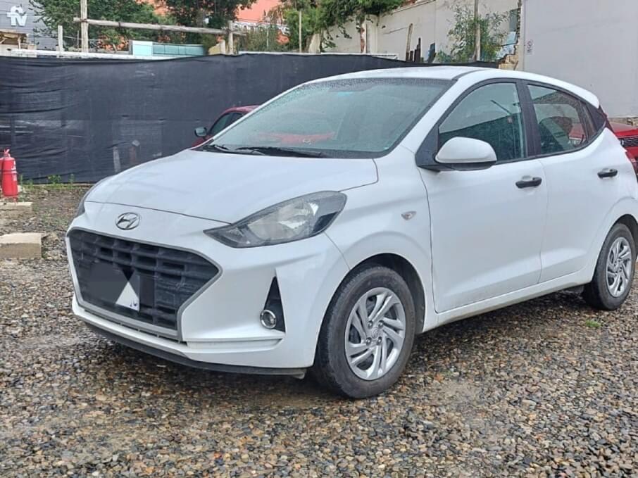 HYUNDAI GRAND I-10 2021 26.735 Kms.
